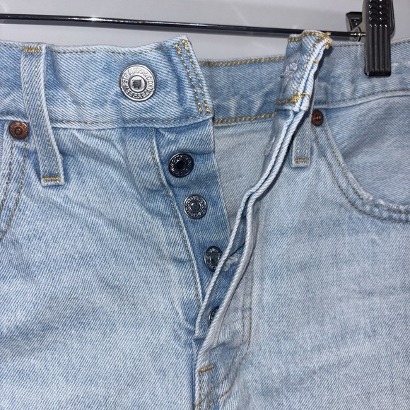 Levi's Premium 501 Distressed Button Fly Denim Shorts Light Wash W25 - Picture 2 of 13